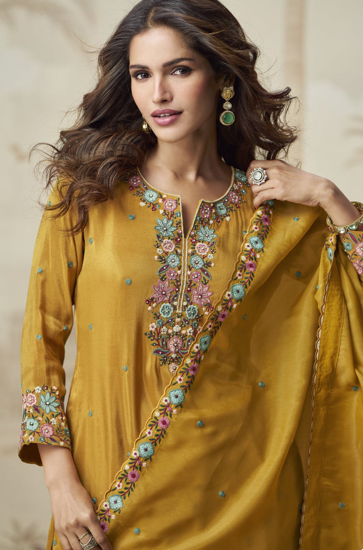 celeb fashion wear palazzo kurti suit